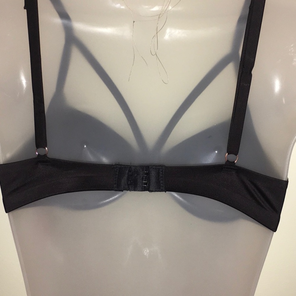 SAM Edelman Strappy Microfiber Bra - Picture 2 of 2